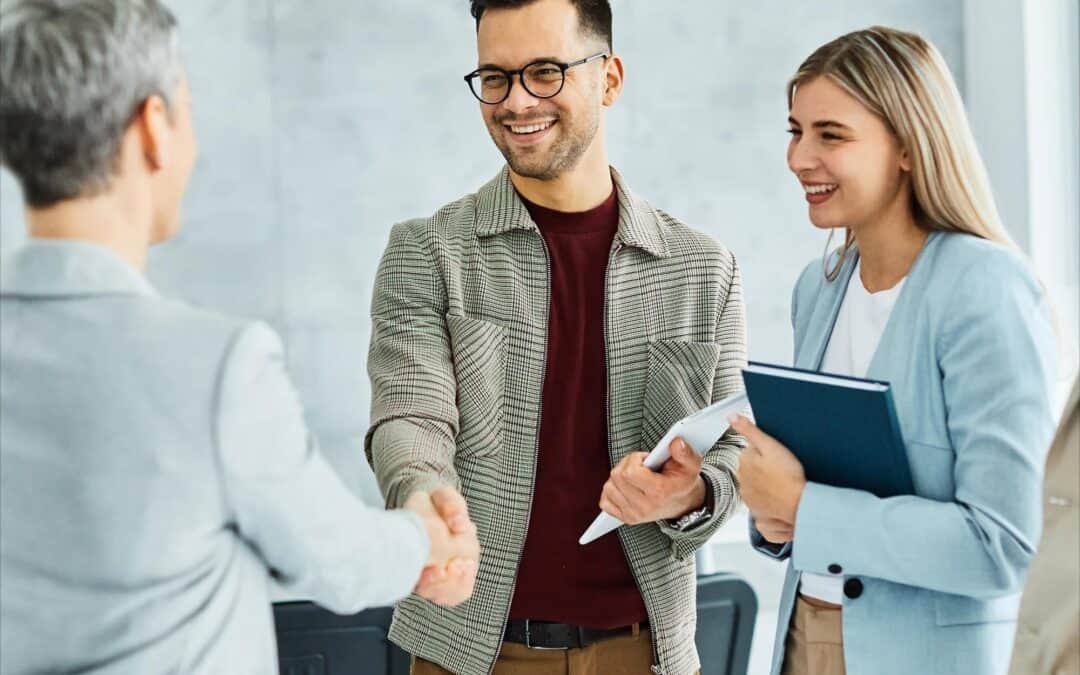 The ultimate employee onboarding guide: Best practices & checklists
